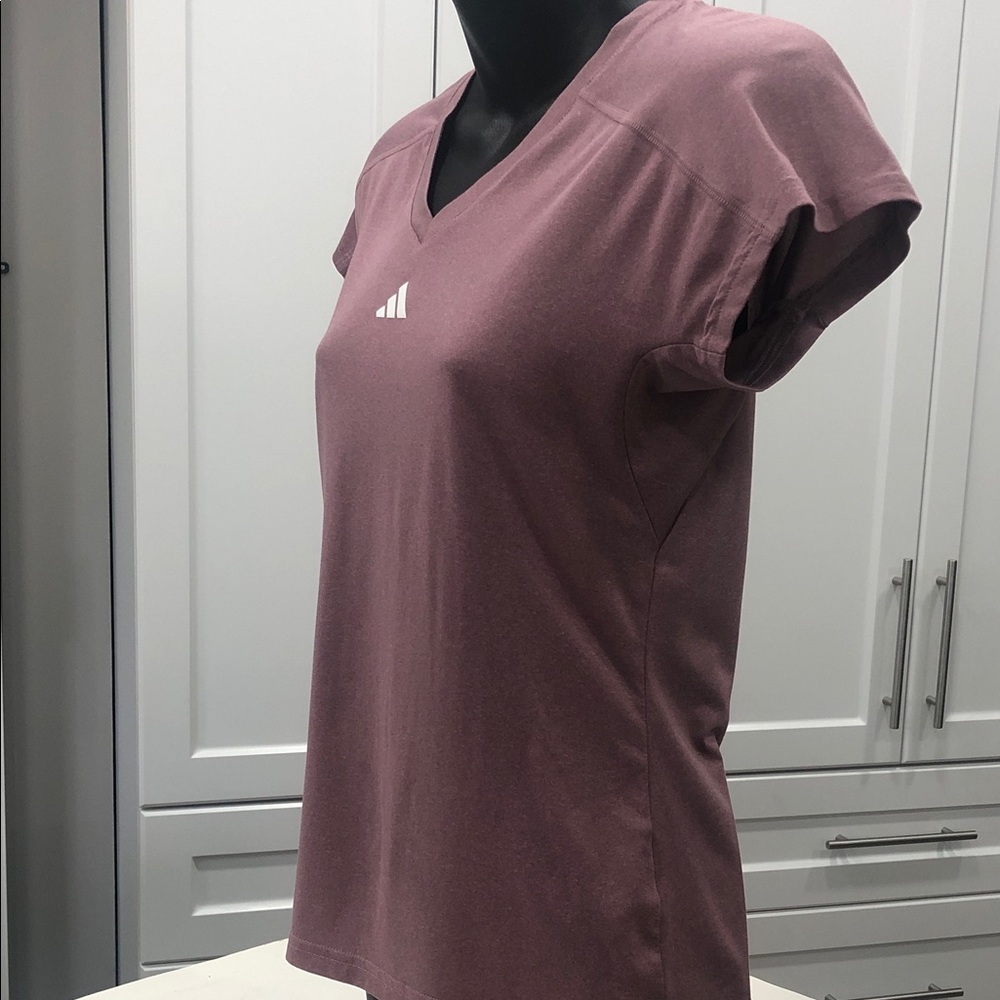 Adidas AEROREADY V-Neck Short Sleeve Tee - Light Mauve - XS - Picture 3 of 9